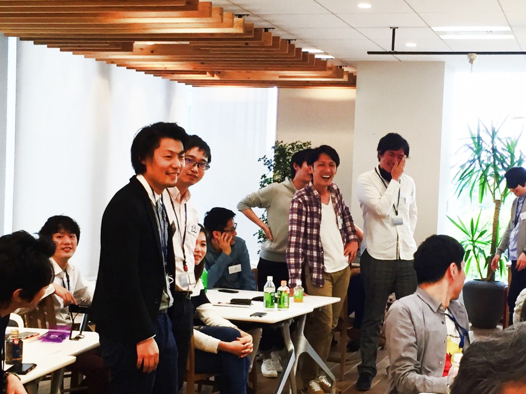 入社数年の若手マネージャーも積極的に発言しています。