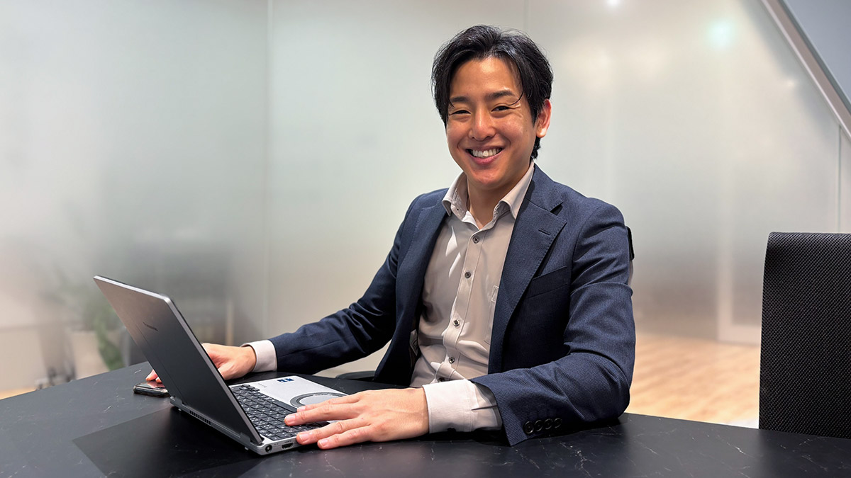 社員インタビュー　営業職　部長代行 H.Tさん